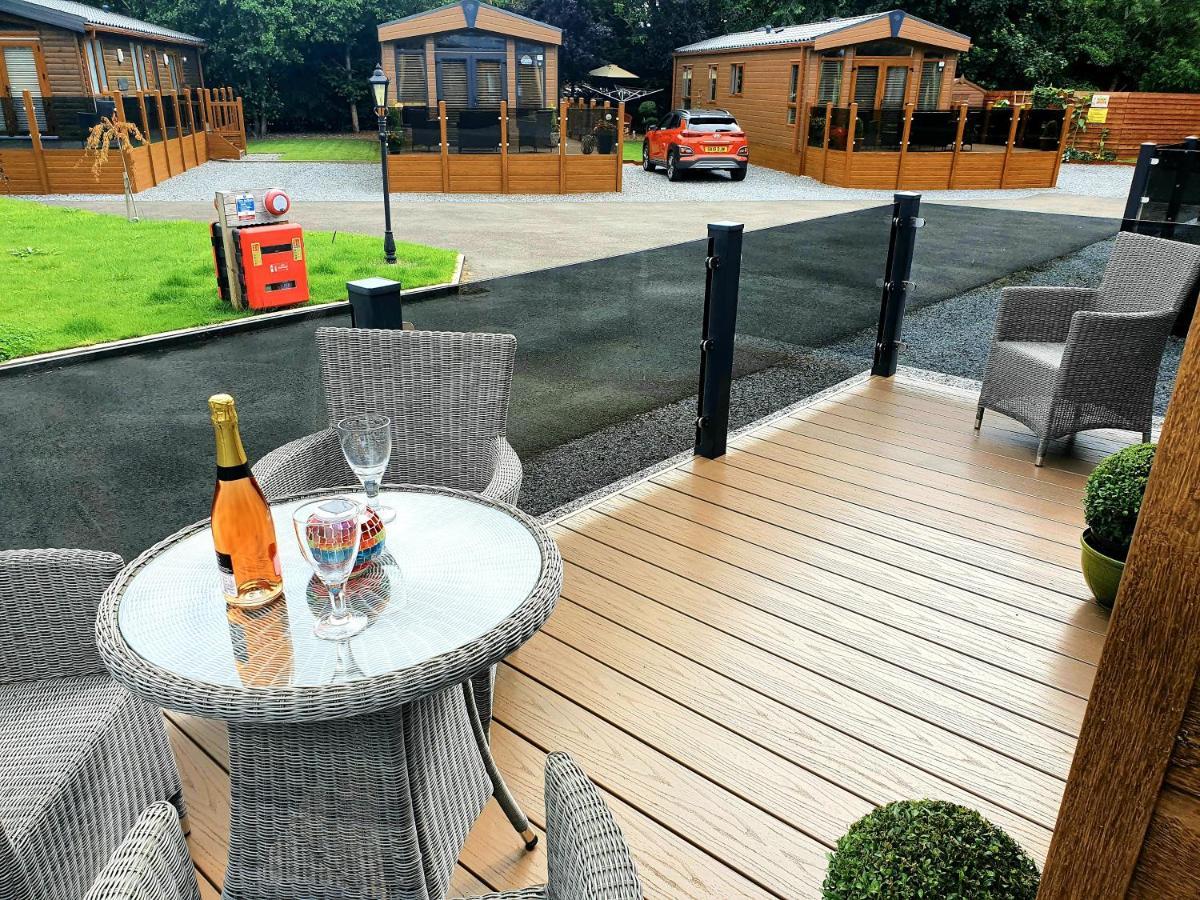 Grand Eagles Luxury Lodge, Auchterarder パース エクステリア 写真