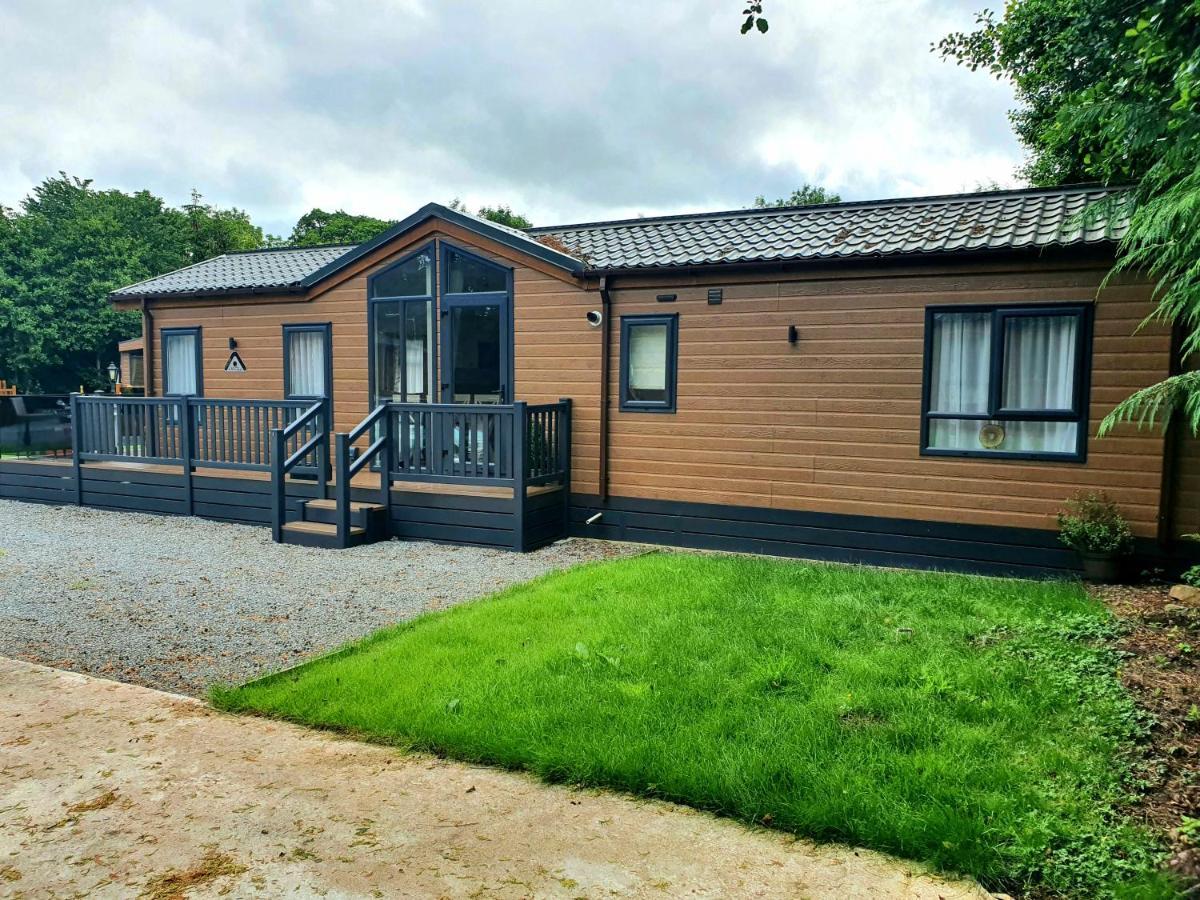 Grand Eagles Luxury Lodge, Auchterarder パース エクステリア 写真