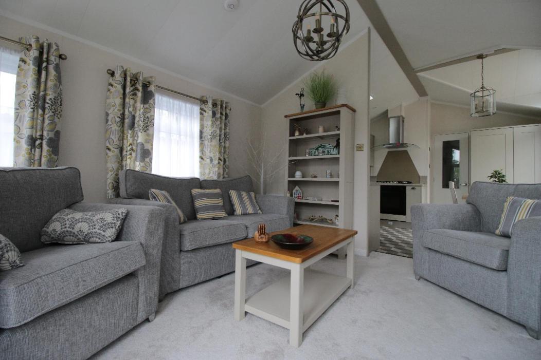 Grand Eagles Luxury Lodge, Auchterarder パース エクステリア 写真